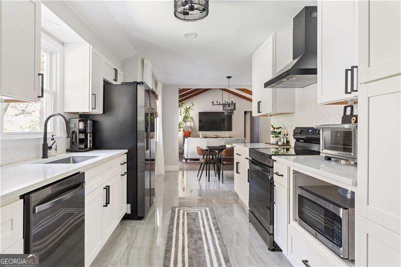 5925 Old Bill Cook RD