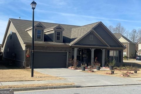 Single Family Residence in Loganville GA 580 Brightfield Drive.jpg