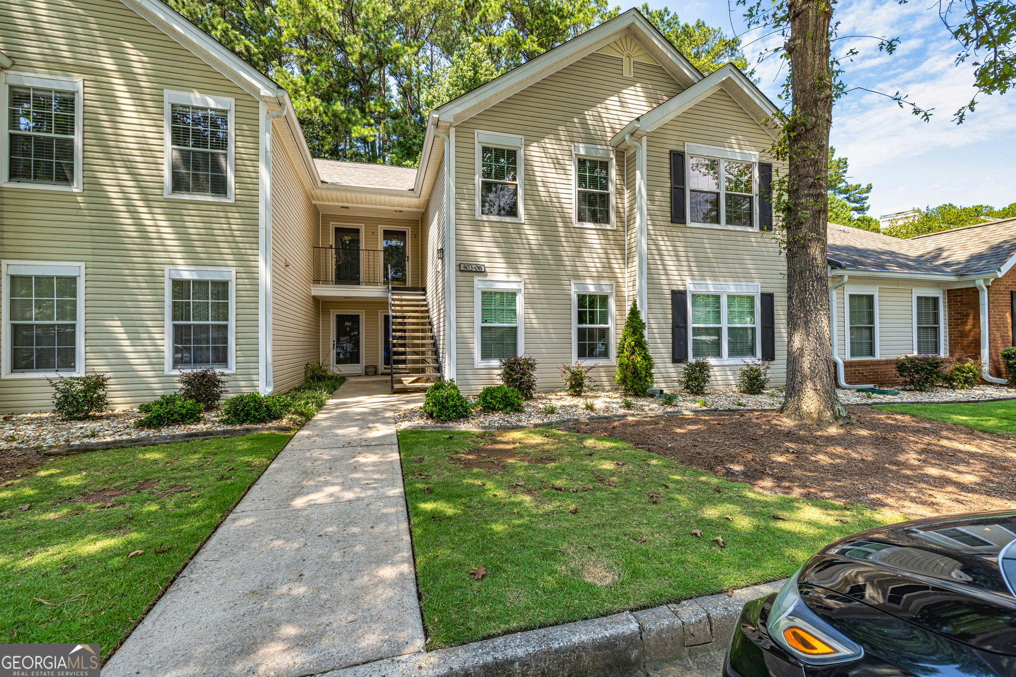 Welcome to your two bedroom, two bath, 1372 square-foot condo nestled in heart of south Peachtree City. This condo include a nice gas log fireplace and many updates not limited to scraped ceilings, neutral paint, newer lighting, and window blinds. New luxury vinyl plank flooring is in the living, dining, kitchen, hallway, and bathrooms rooms. The kitchen has Corian countertops and white cabinets. The dining room has built in storage cabinets. The refrigerator, dishwasher, washing machine and dryer are included. There is a large sized master bedroom with two windows, ceiling fan, roomy walk-in closet, and an en suite bathroom with a tub/shower combo. The second bedroom has a ceiling fan, double wide windows, two long clothes closets, and access to the hall bathroom with a tub/shower combo. The covered back patio overlooks a forested greenbelt and has a new ceiling fan and large walk-in storage closet. The HOA includes pool and tennis courts. It is a two minute golf cart ride to nearby Luther Glass park with its three ponds, as well as the Braelinn/Crosstown shopping center which includes grocery, bank, and numerous restaurants and services. The designated schools are Oak Grove Elementary, Rising Starr Middle school, and Starrs Mill High school.