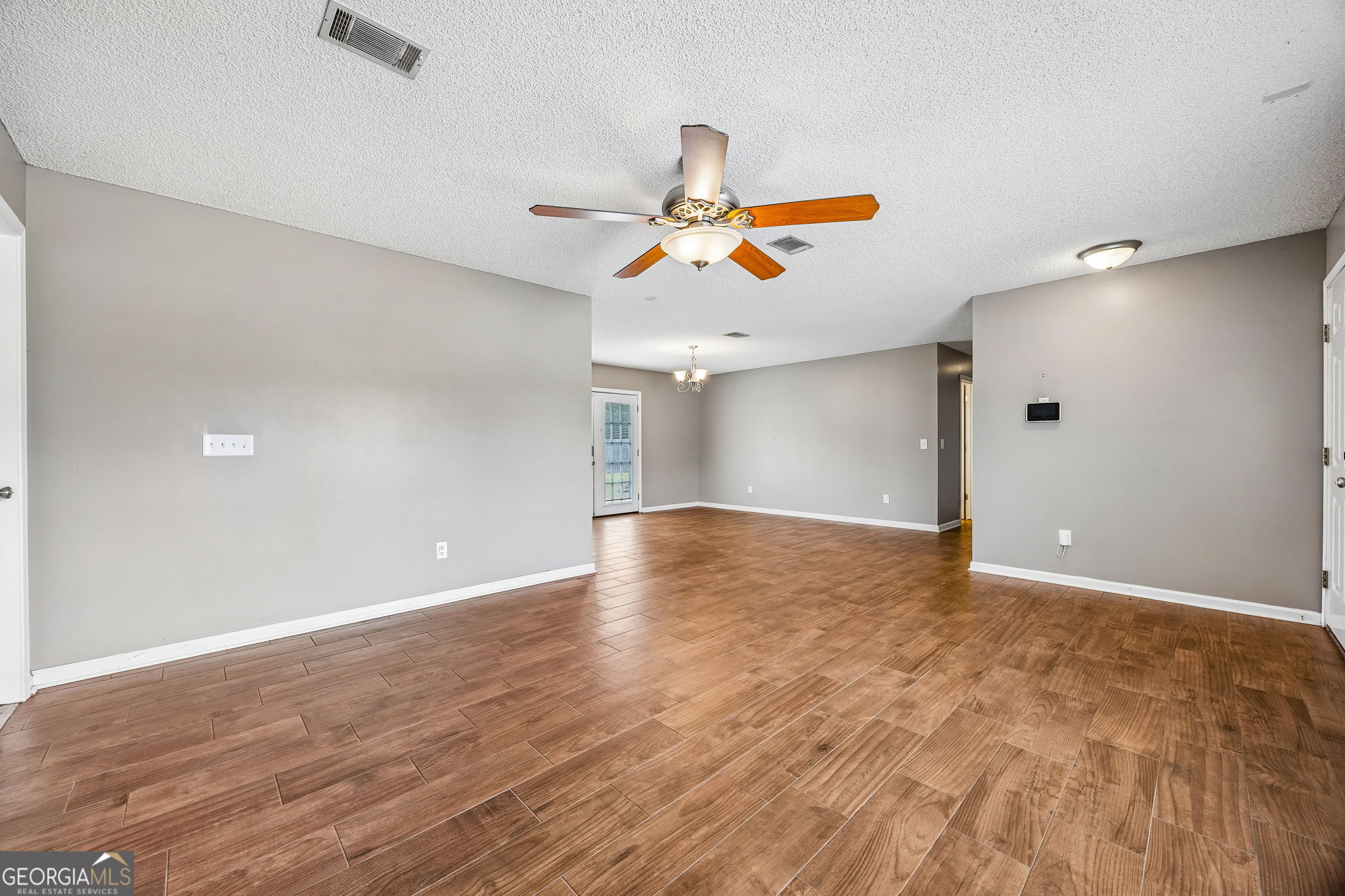 108 Huntington DR