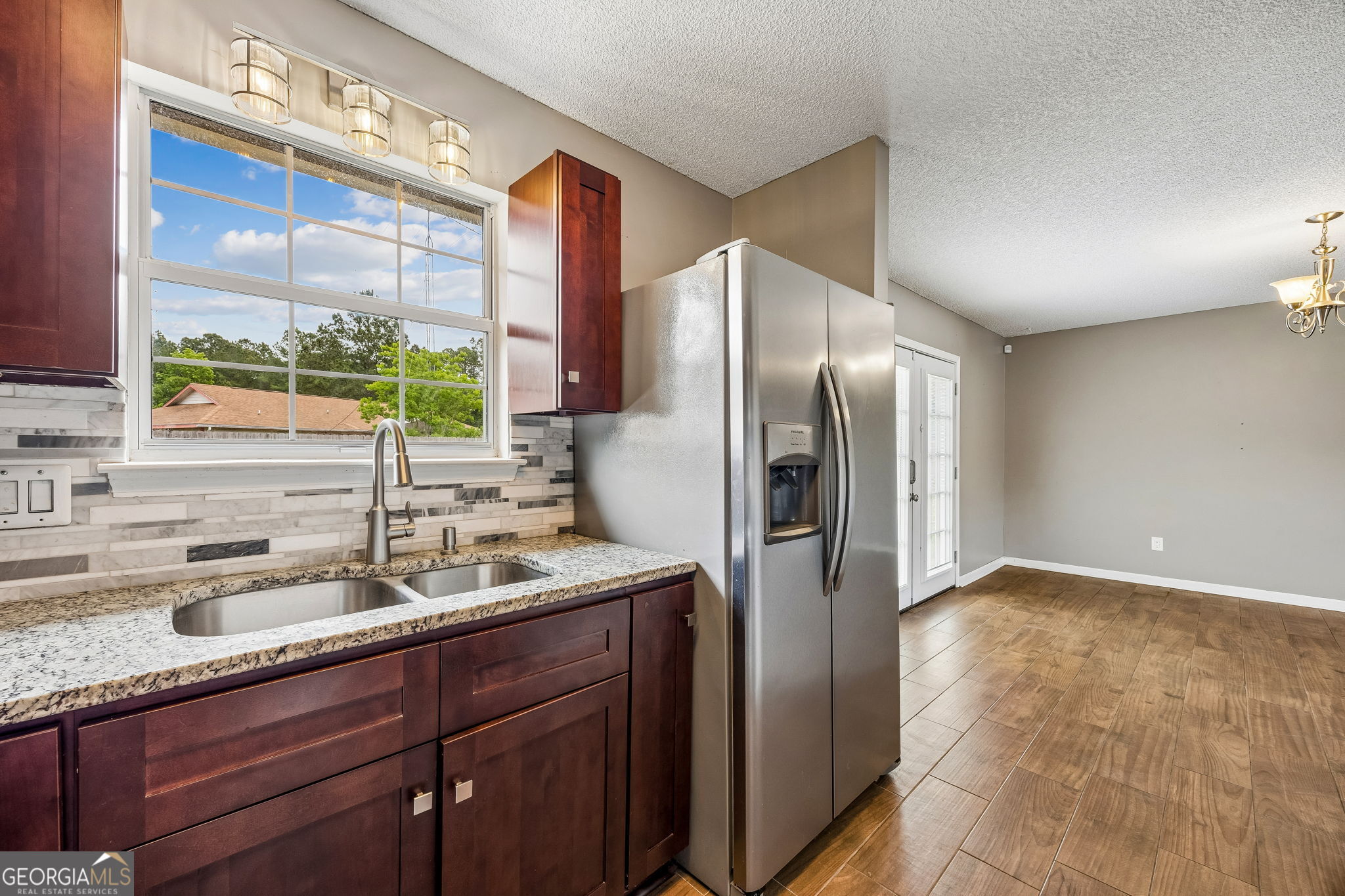 108 Huntington DR