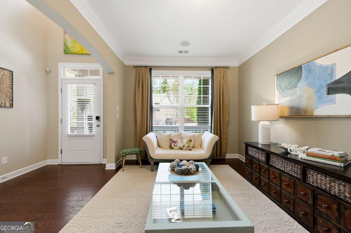 1308 Levine LN