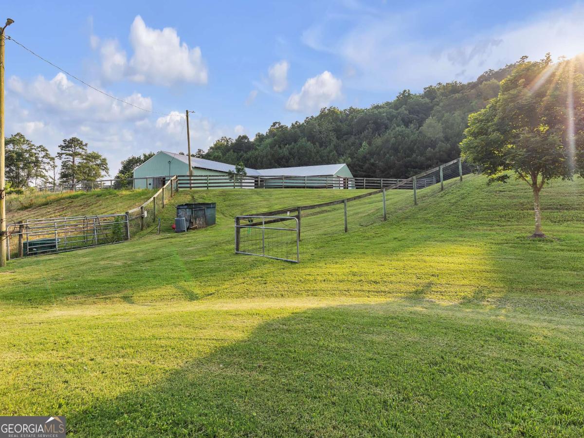 955 Baugh Mountain RD NW