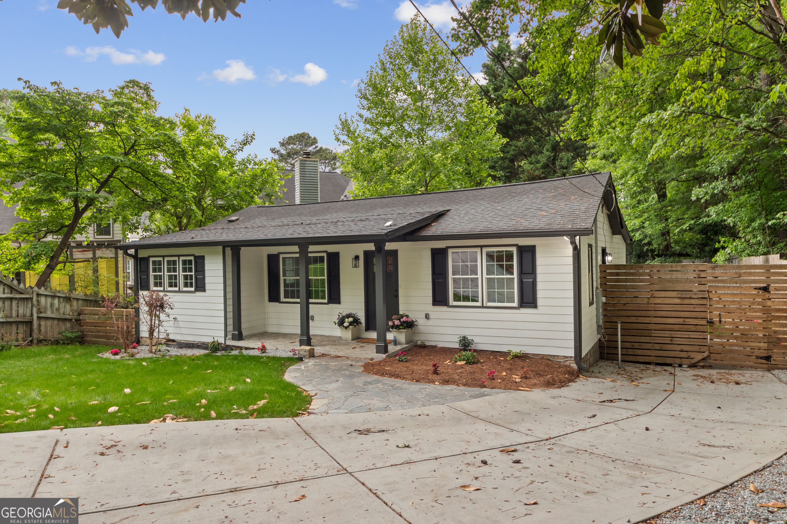 3154 Briarcliff WAY
