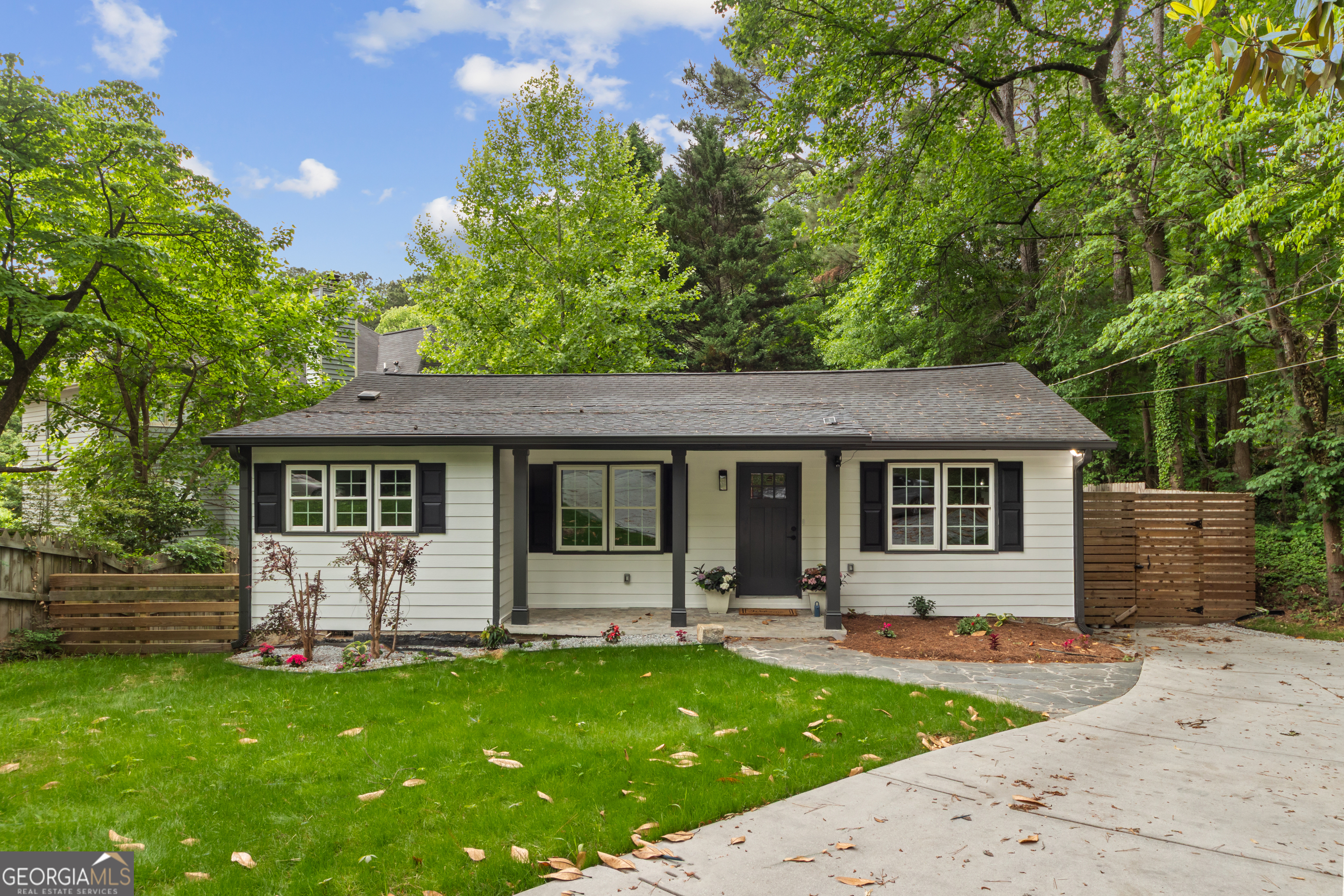 3154 Briarcliff WAY