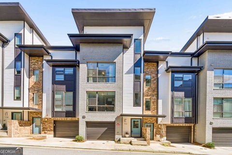 Photo of 962 Moda Drive, Atlanta, GA 30316 (MLS # 10869191)