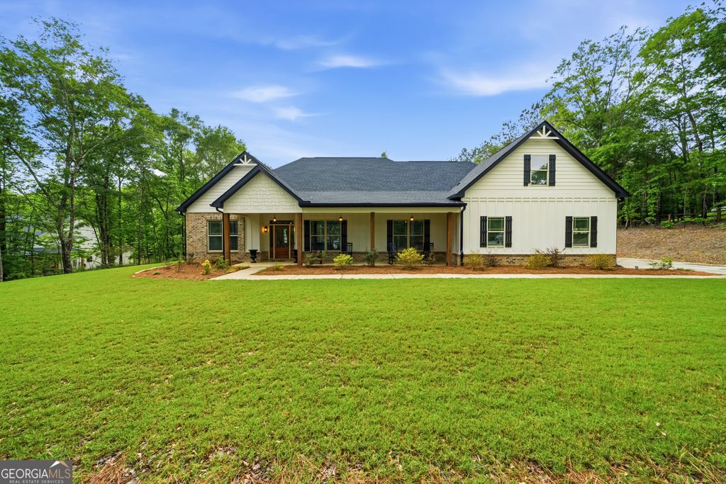 Photo of 14 Stratford Way, Kingston, GA 30145 (MLS # 10760567)