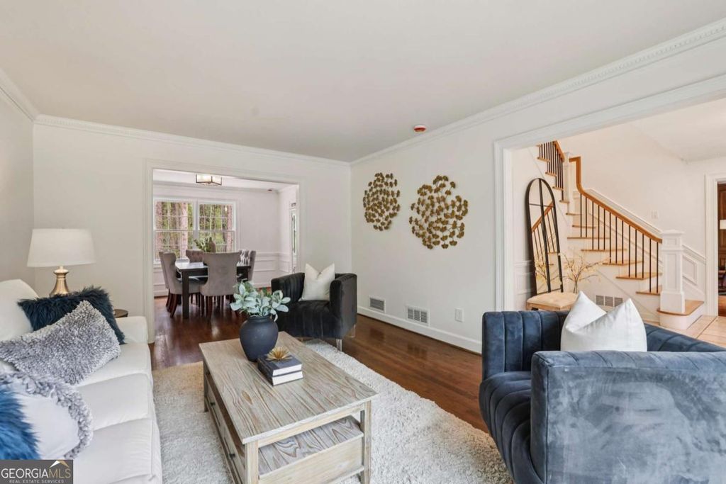 Photo of 8025 River Circle, Sandy Springs, GA 30350 (MLS # 10723331)