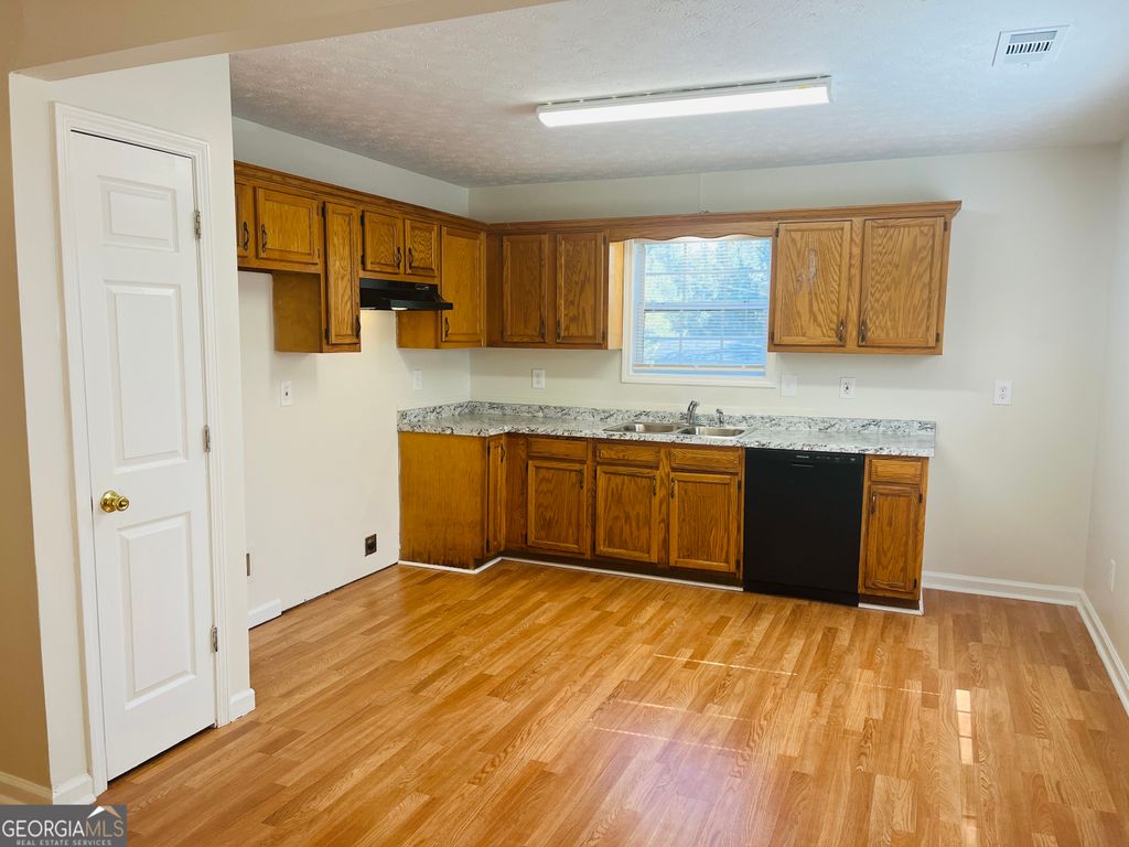 Photo of 133 Callie Road, Griffin, GA 30223 (MLS # 10631306)