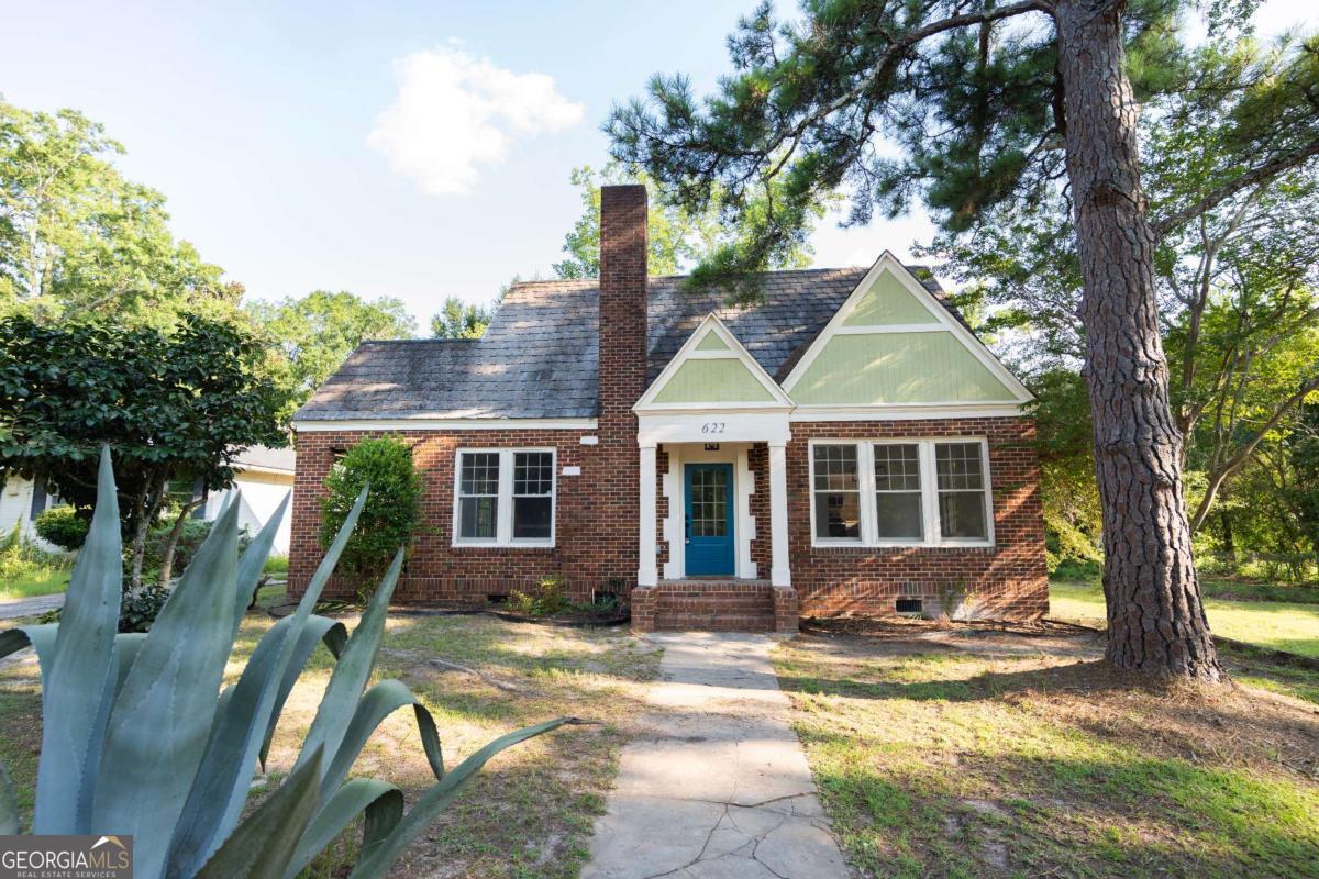 622 Whitney AVE