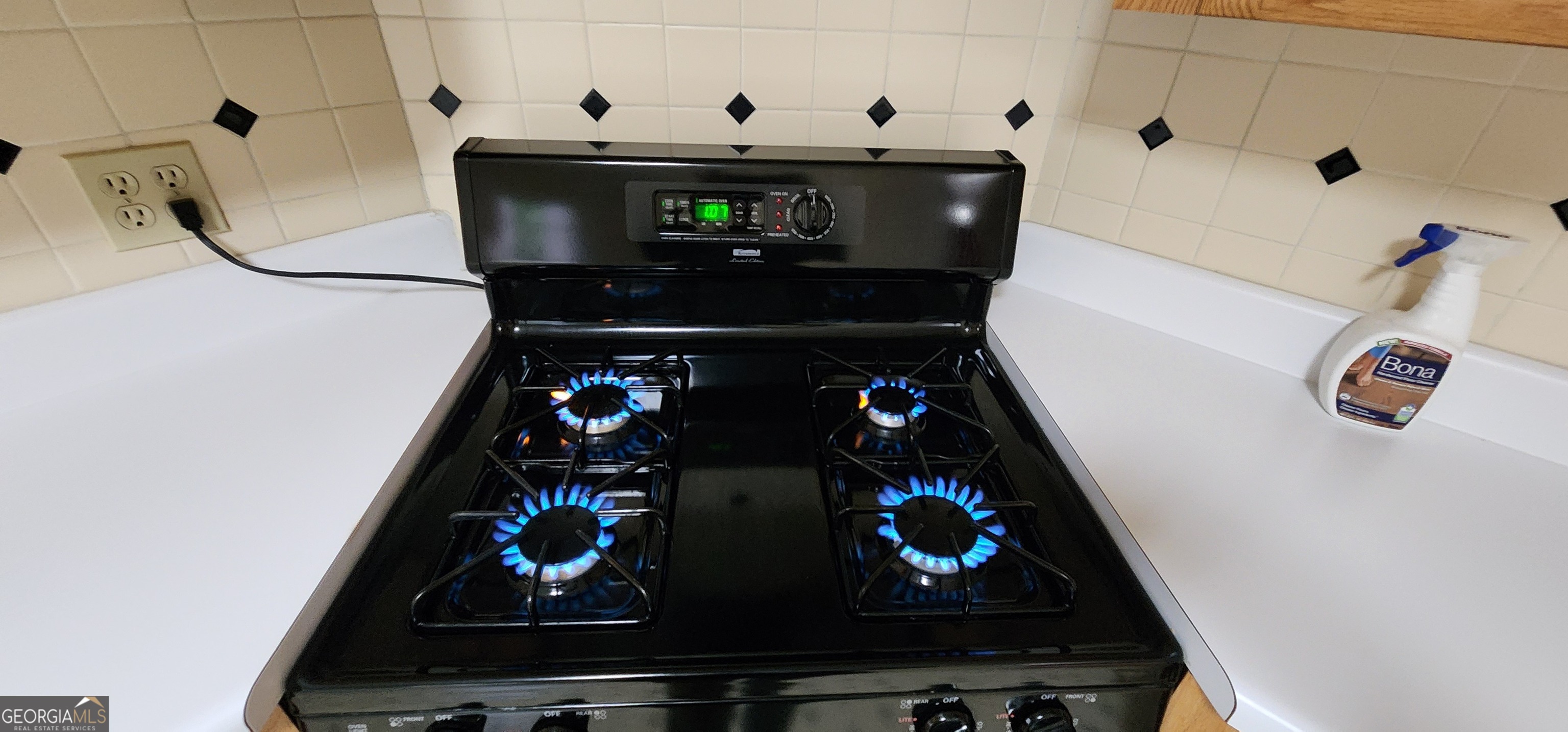 Conyers, Georgia 30013, United States, 3 Bedrooms Bedrooms, ,2 BathroomsBathrooms,Residential,Active,88860