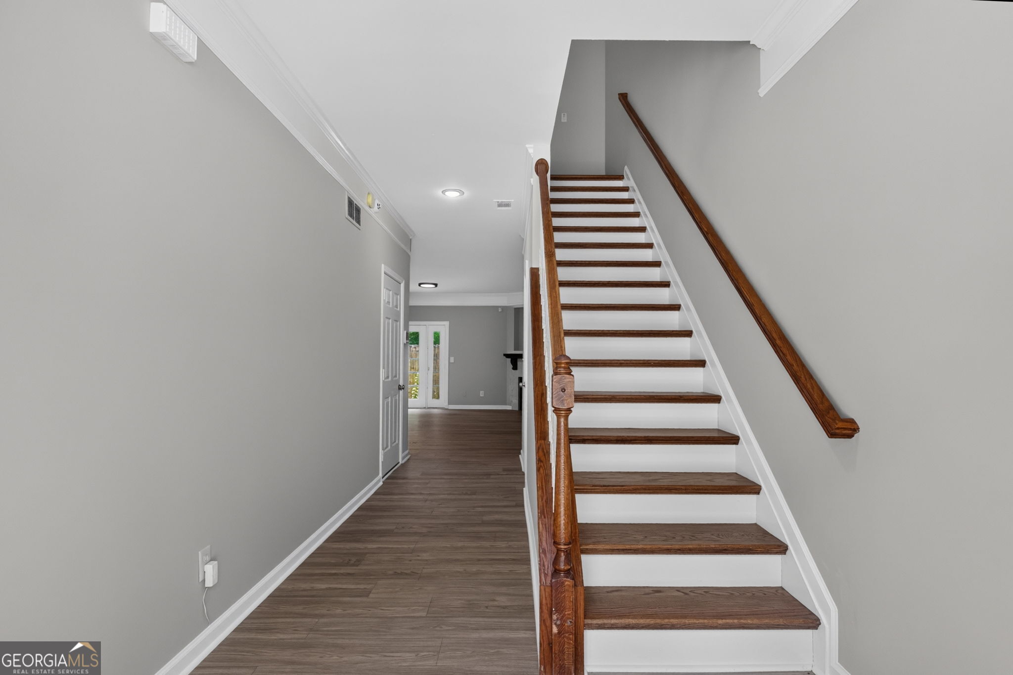5019 Lower Elm ST