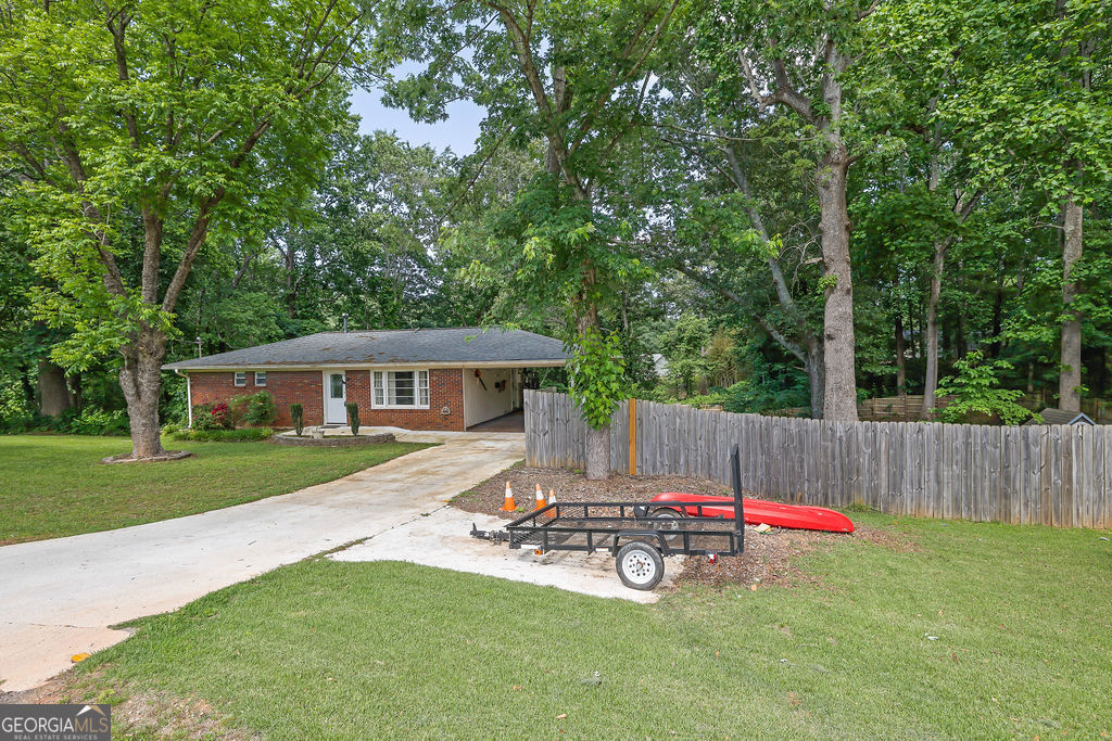 4110 Belvedere DR