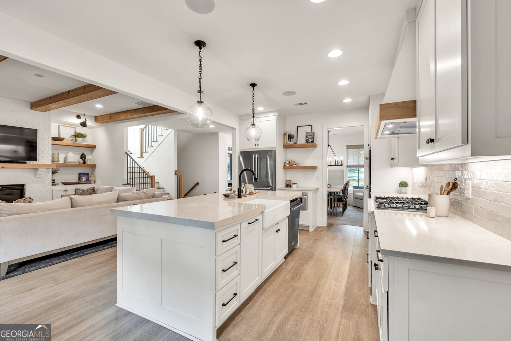 Buford, Georgia 30518, United States, 5 Bedrooms Bedrooms, ,4 BathroomsBathrooms,Residential,Active,142165