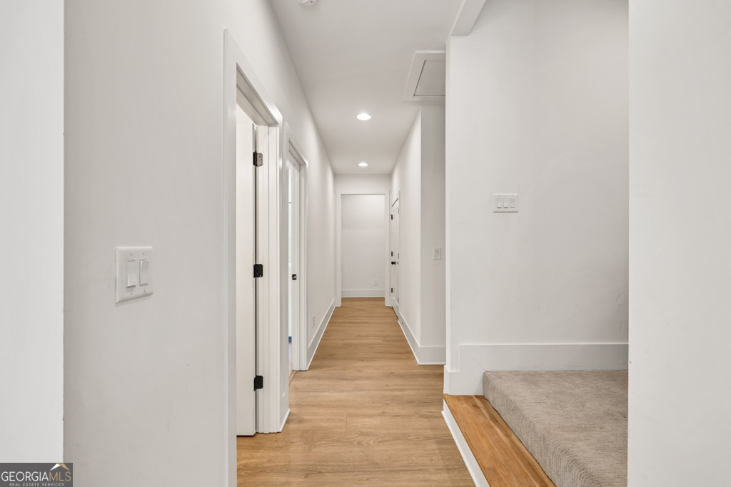 Buford, Georgia 30518, United States, 5 Bedrooms Bedrooms, ,4 BathroomsBathrooms,Residential,Active,142165