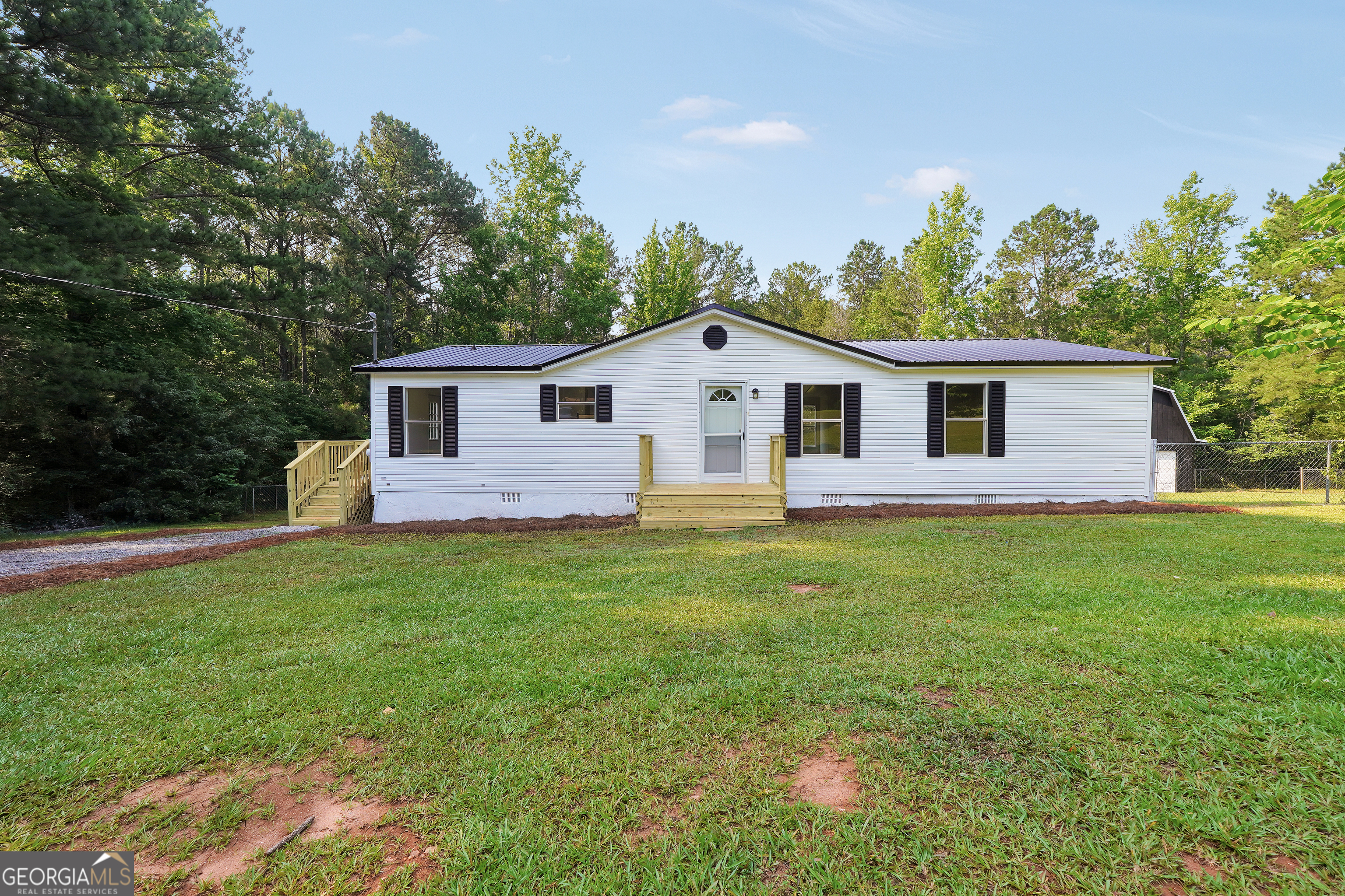 118 Buck Creek CIR