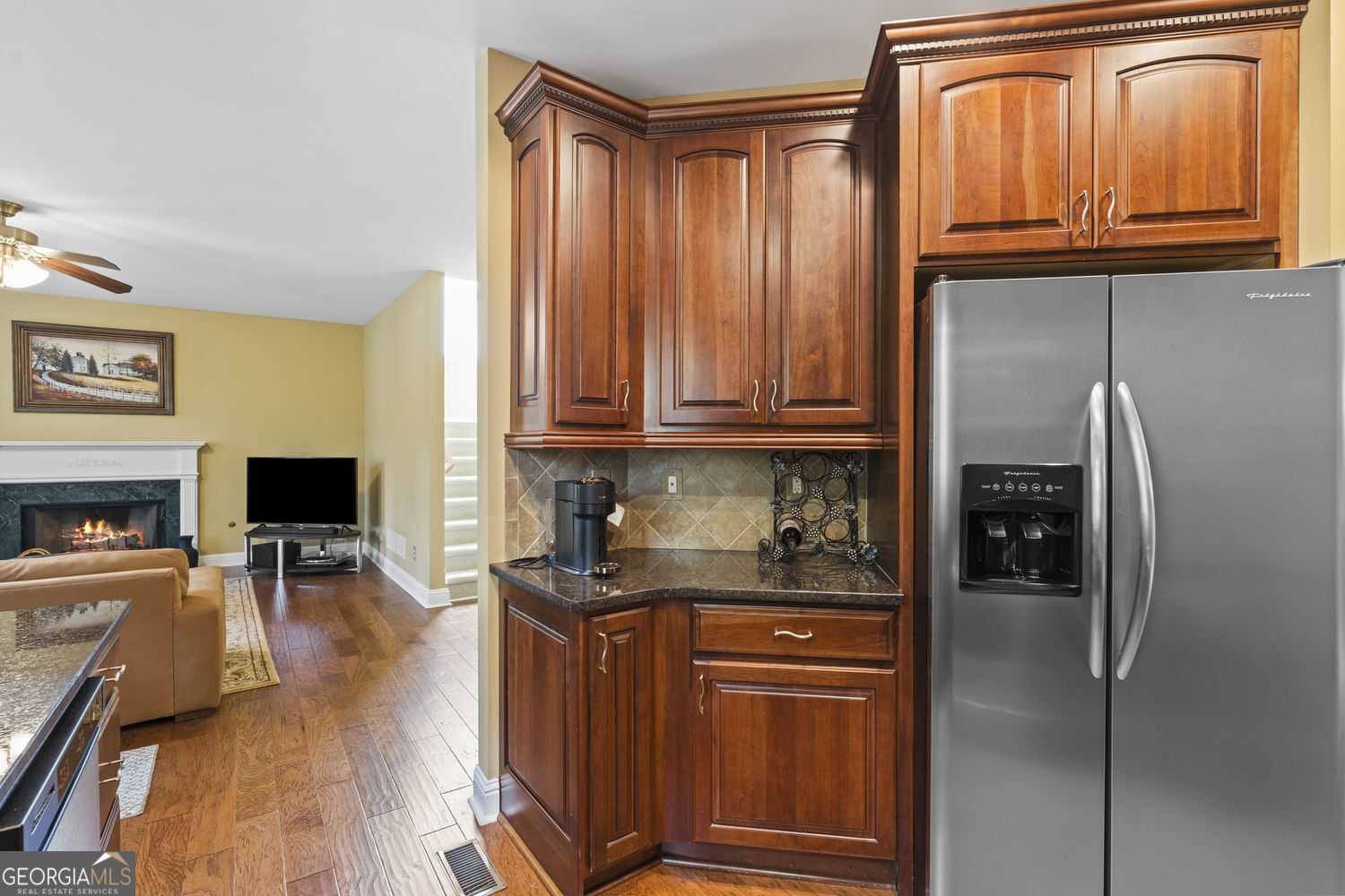 7025 Hampton Bluff WAY