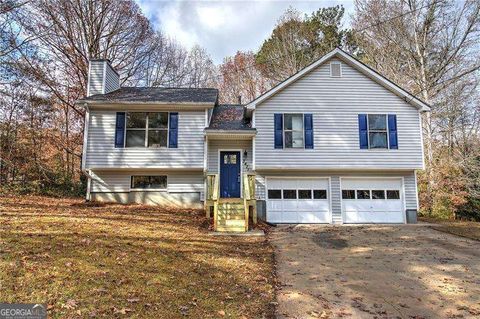 Photo of 3471 Stallion Court, Powder Springs, GA 30127 (MLS # 10651373)