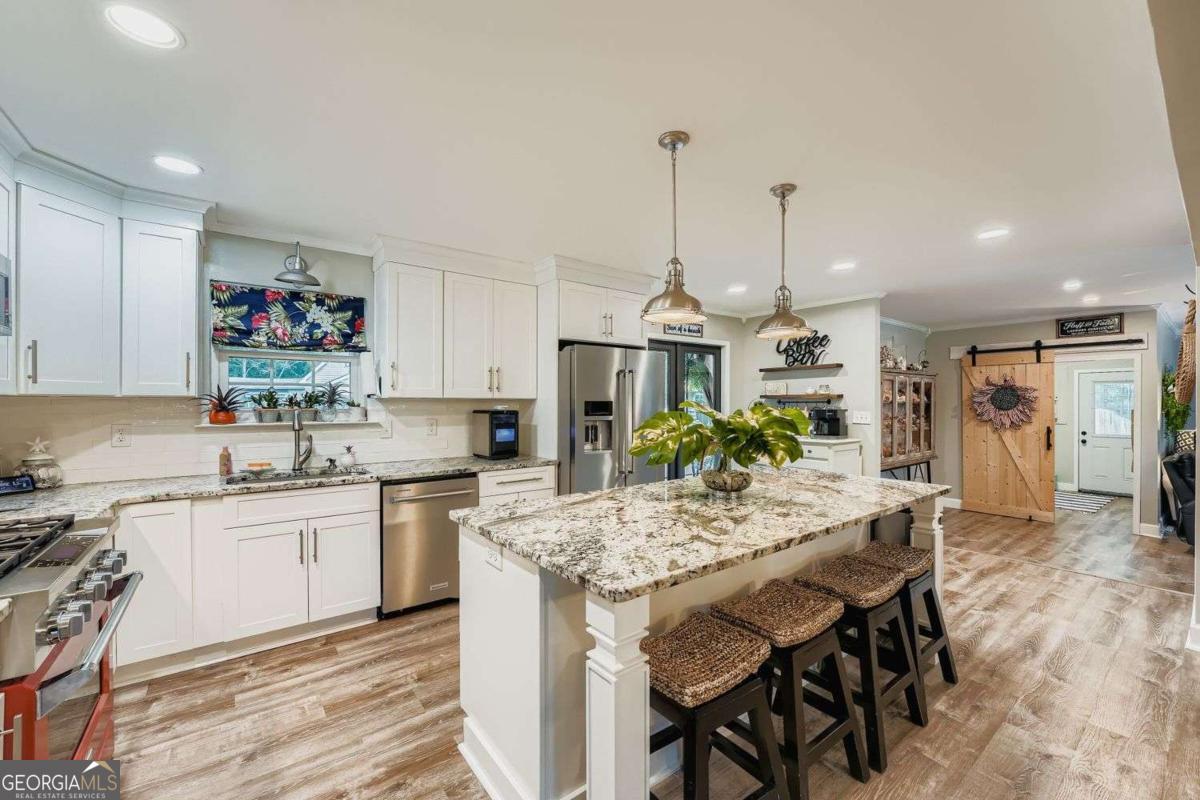 100 Oak Ridge DR