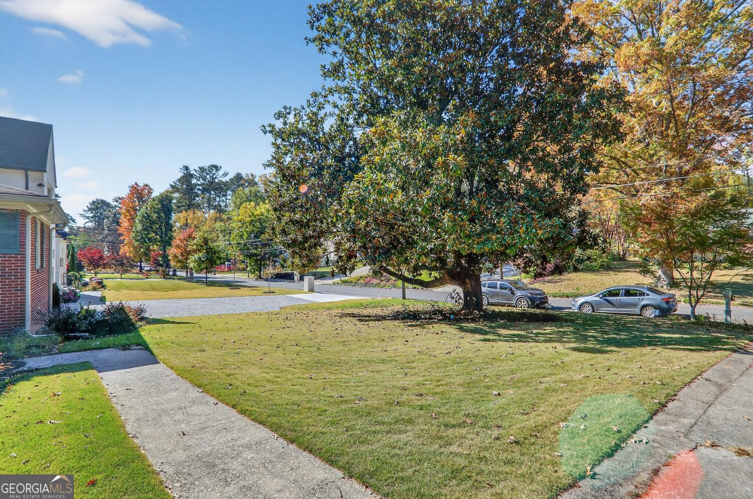 2923 Cravenridge DR NE