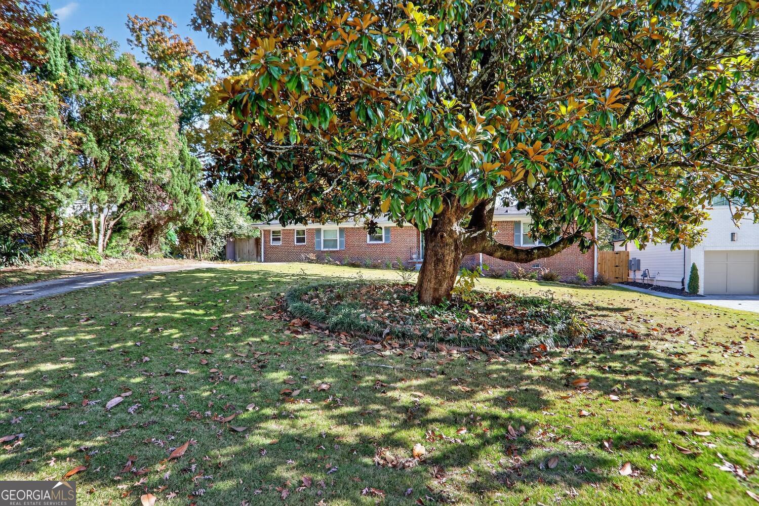 2923 Cravenridge DR NE