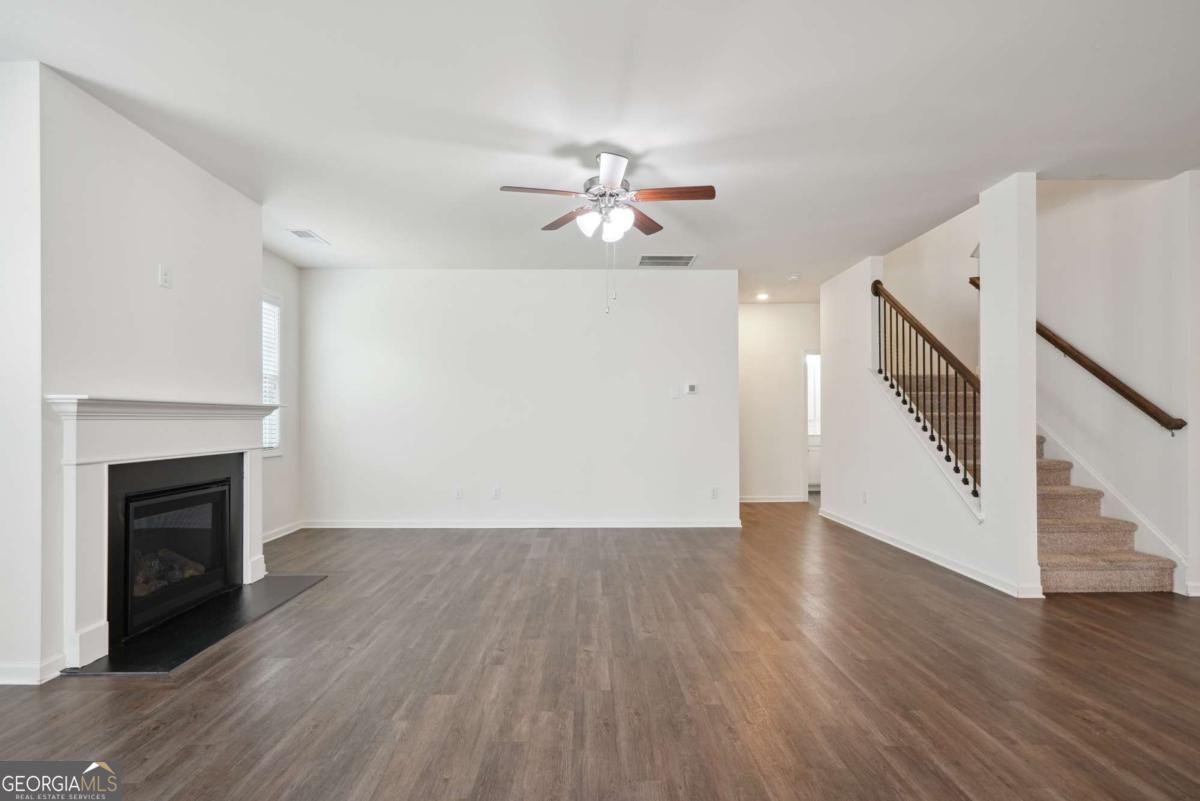186 Valimar DR