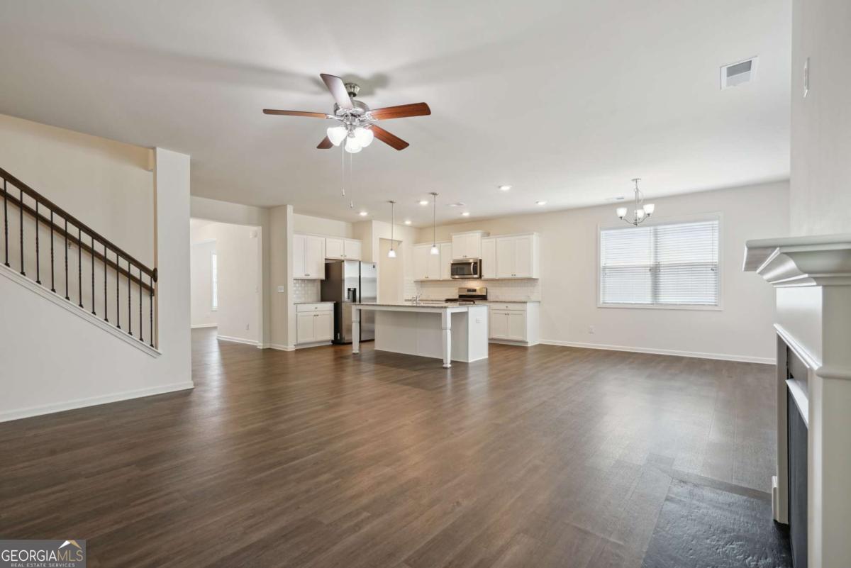 186 Valimar DR