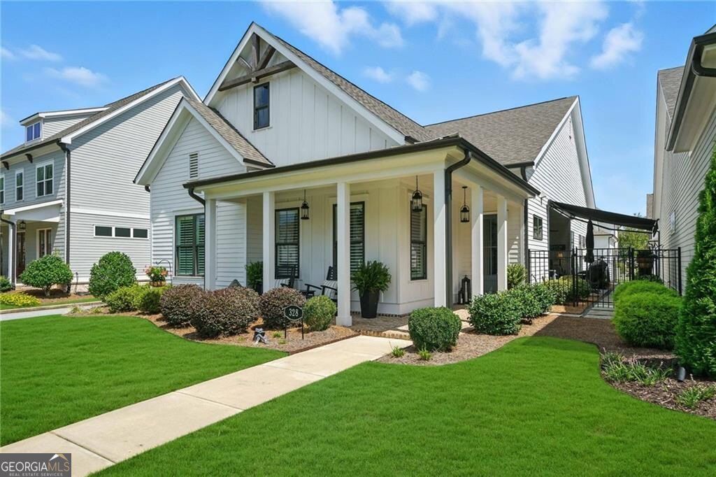 Photo of 328 Mcdaniel Place, Canton, GA 30115 (MLS # 10669105)