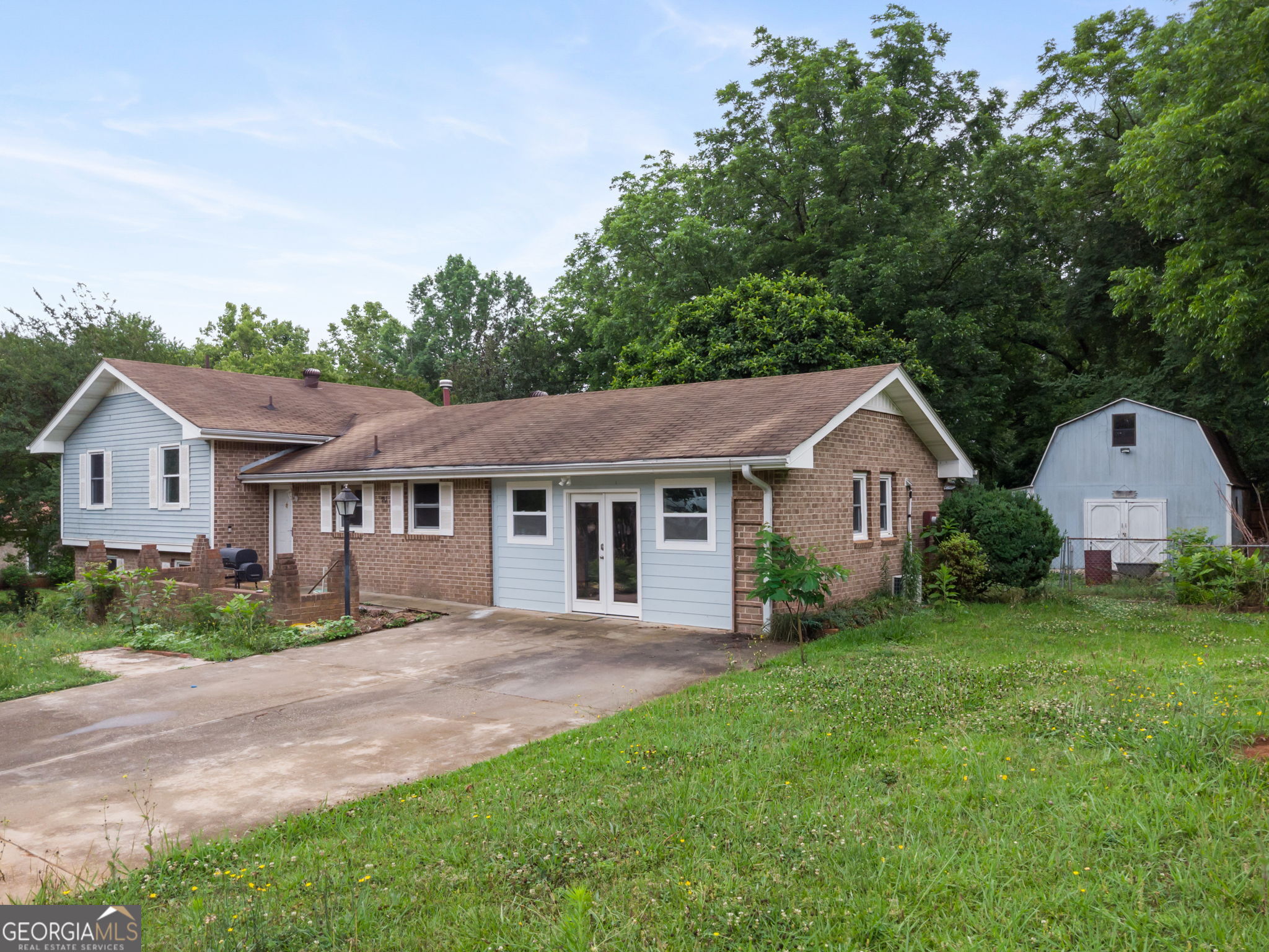 1783 Sherry LN