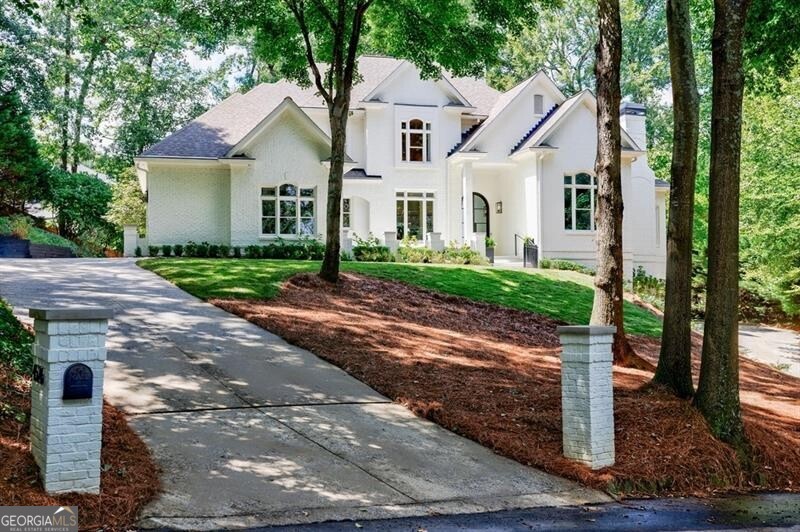 4526 Peachtree Dunwoody RD