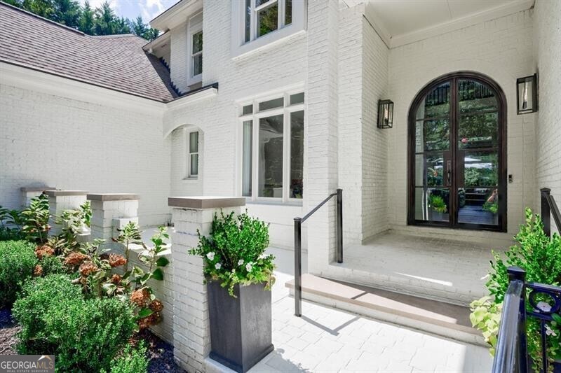 4526 Peachtree Dunwoody RD