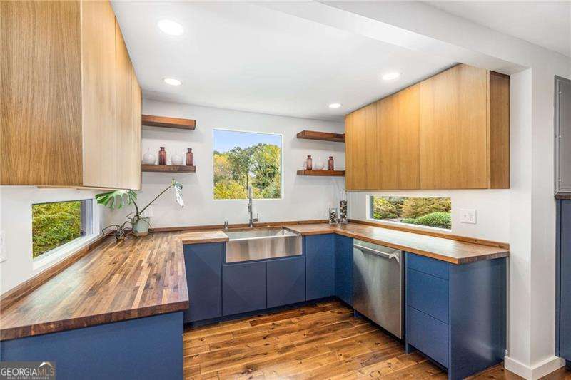 Mountain Creek - Residential