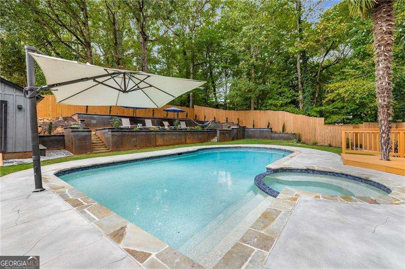 Mountain Creek - Residential
