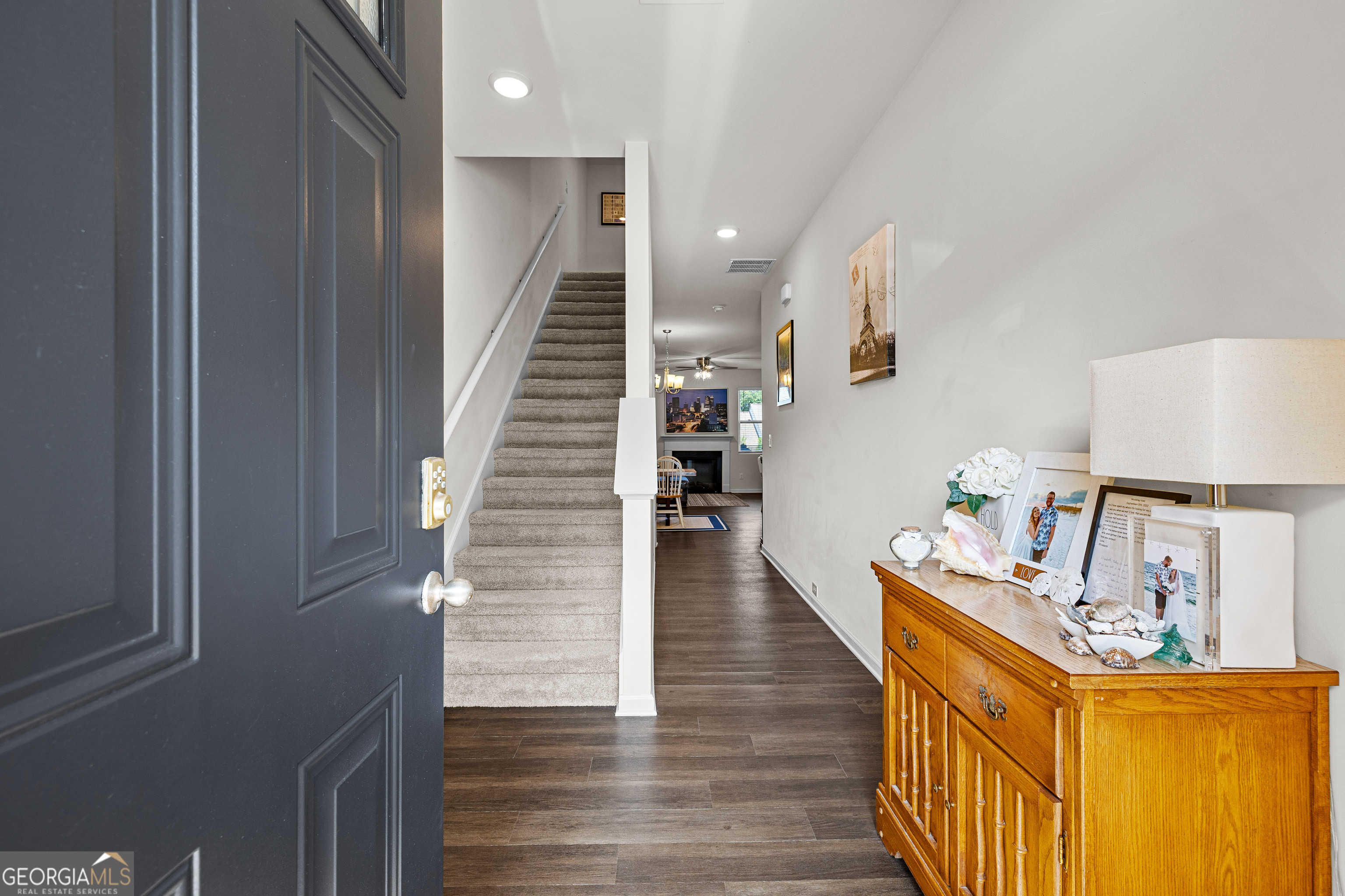 134 Chastain WAY