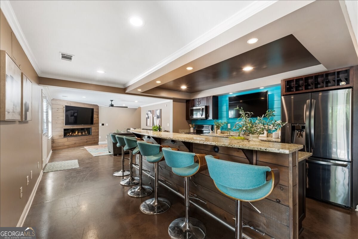 3020 Compass Pointe WALK