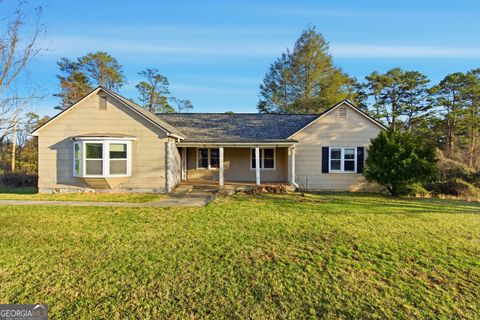 Photo of 1805 Blue Ridge Drive, Blue Ridge, GA 30513 (MLS # 10658432)