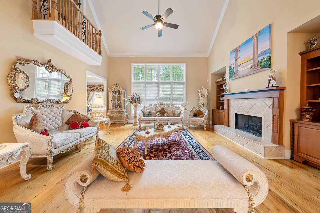 390 Glengarry Chase