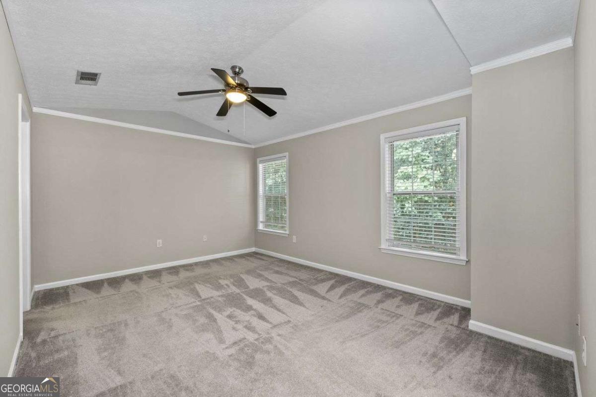 Pinetree - Residential
