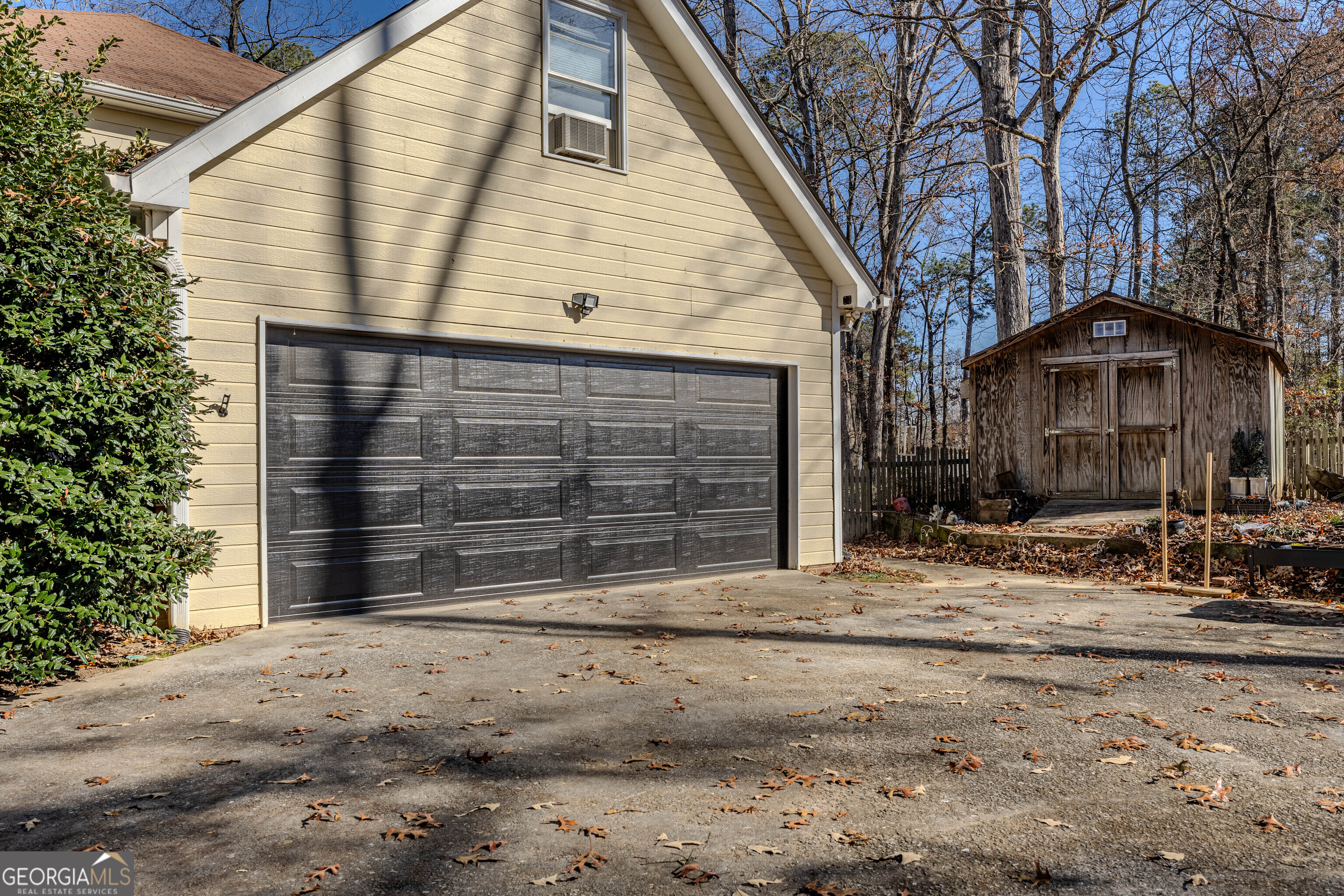 9 Ladonna PL SW