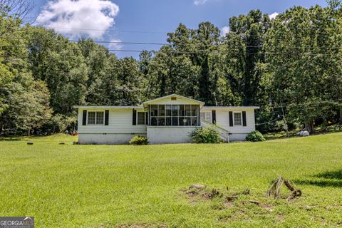 Photo of 35 Harris Loop, Cedartown, GA 30125 (MLS # 10562505) Photo of 35 Harris Loop, Cedartown, GA 30125 (MLS # 10562505)