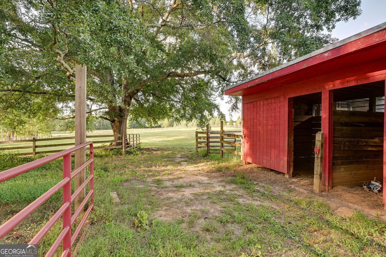 2071 HIGHWAY 142