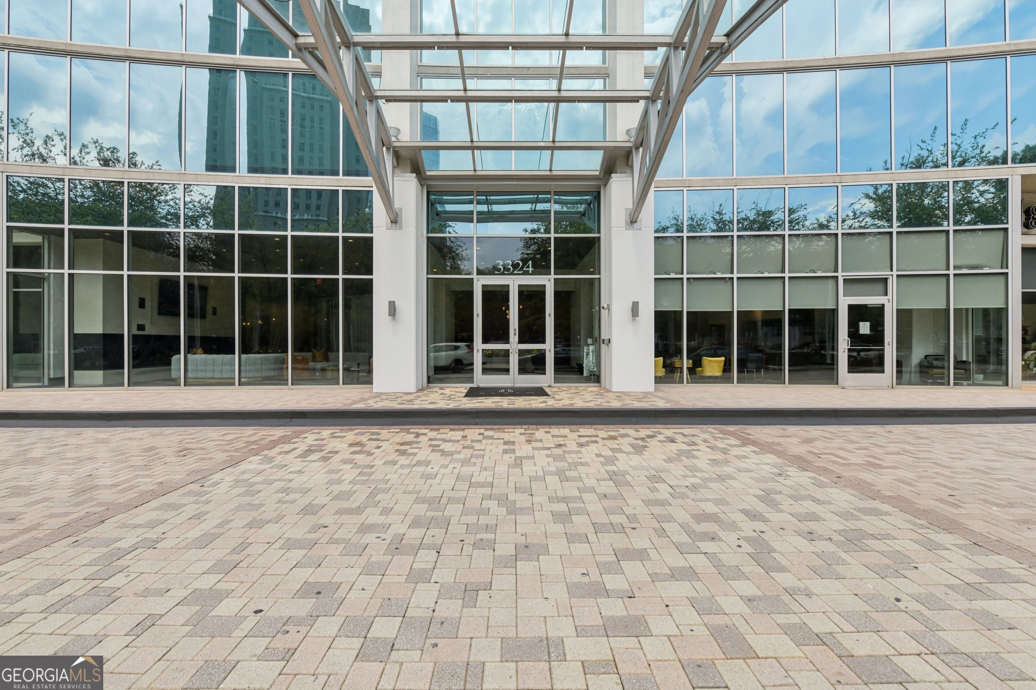 3324 Peachtree RD NE 1518