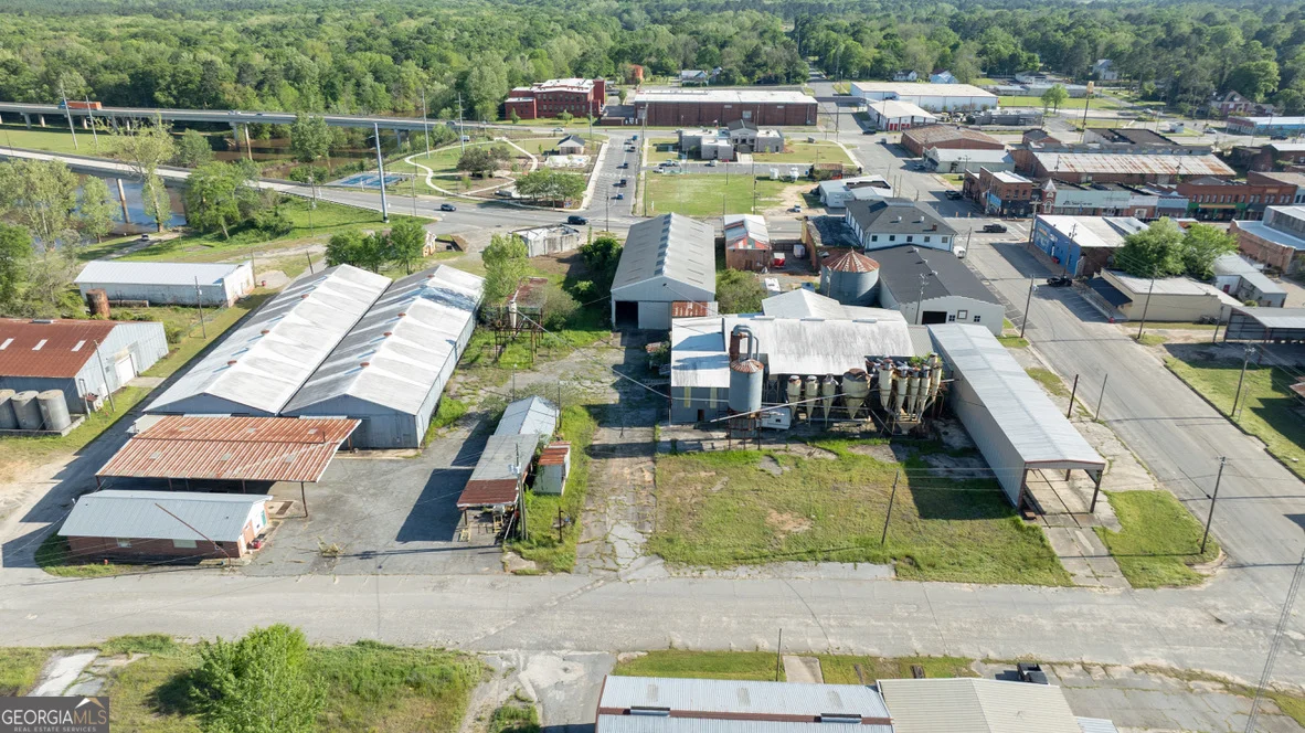 68 First Street, Hawkinsville, GA, 31036