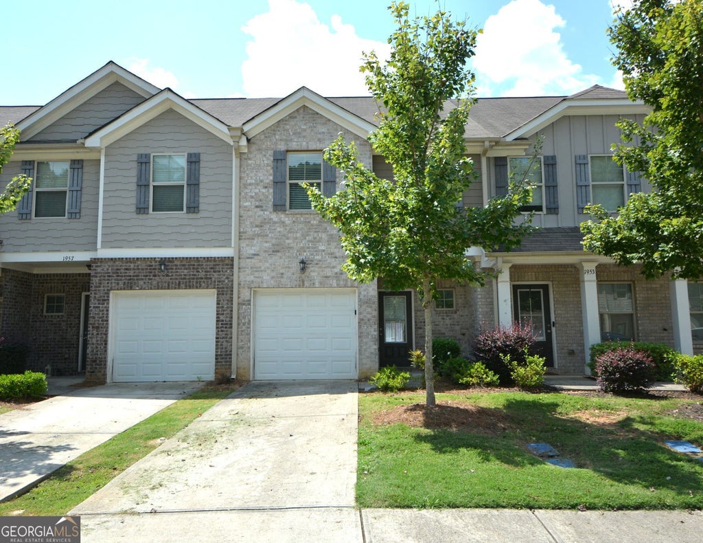 Photo of 1955 Old Dogwood, Jonesboro, GA 30238 (MLS # 10835424)