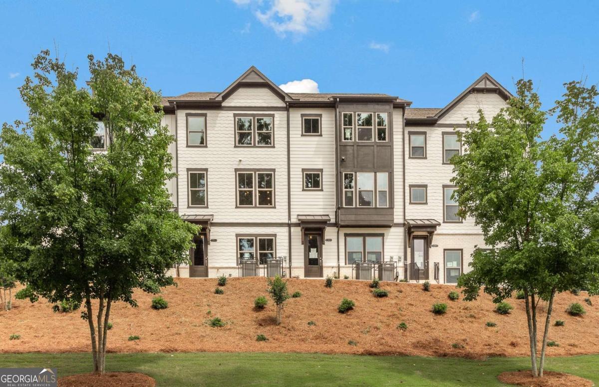 View Decatur, GA 30033 townhome