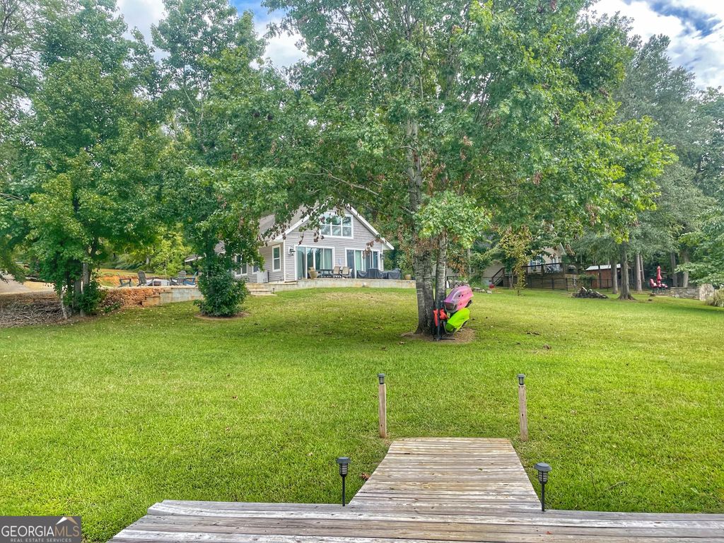 Photo of 141 Edgewater Drive, Eatonton, GA 31024 (MLS # 10724604)