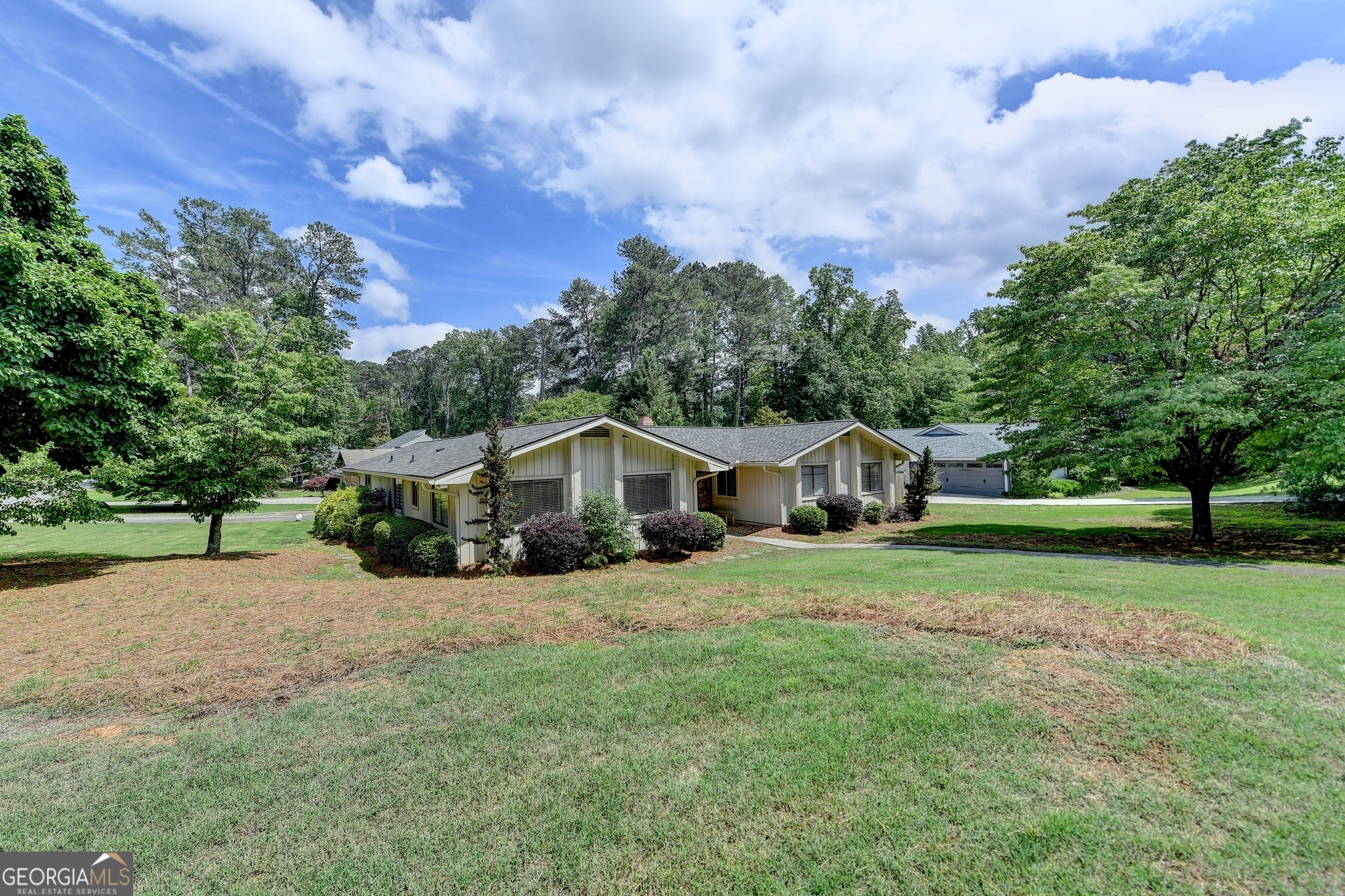 3467 Clubland DR