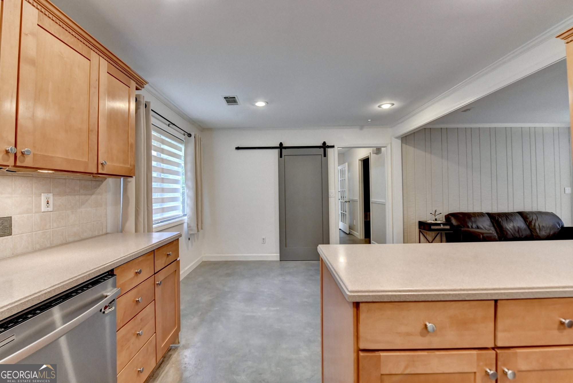 INDIAN HILLS - Residential