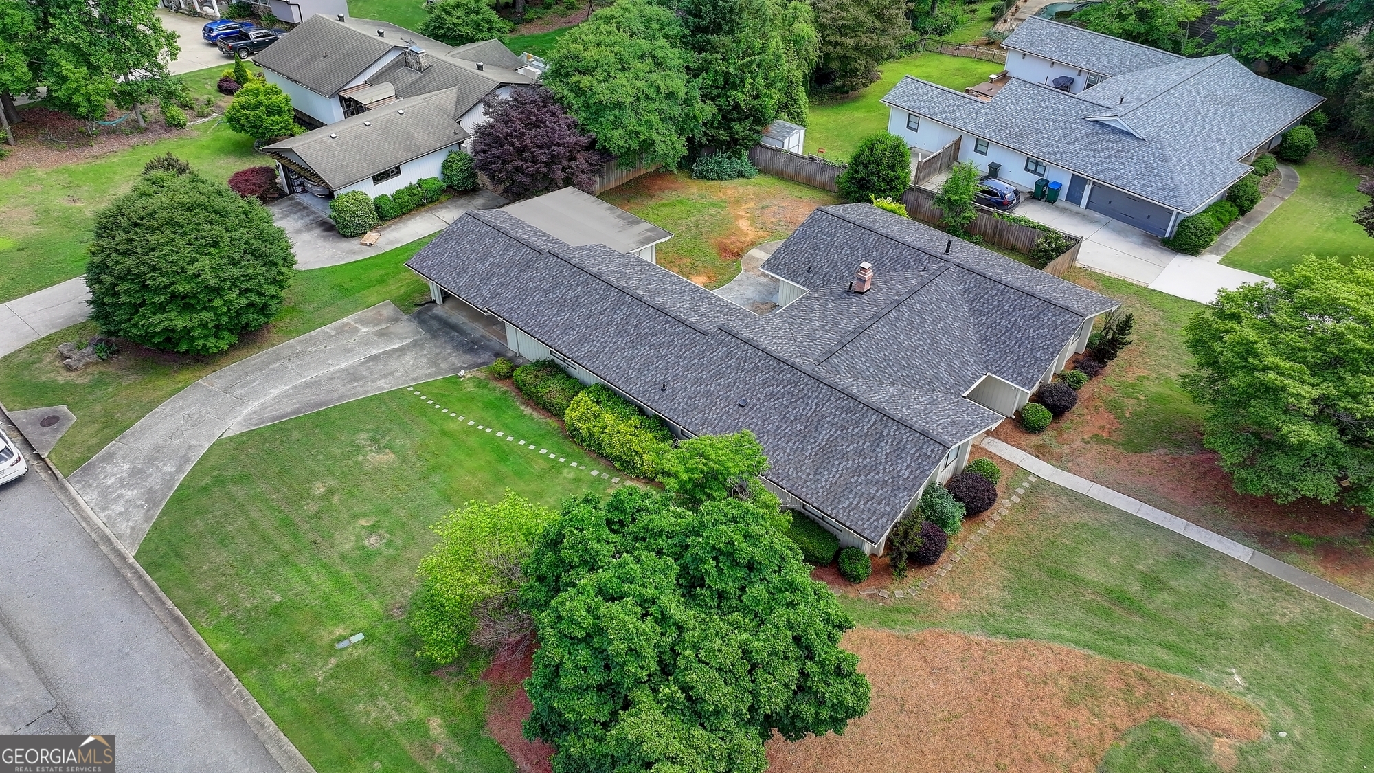 INDIAN HILLS - Residential