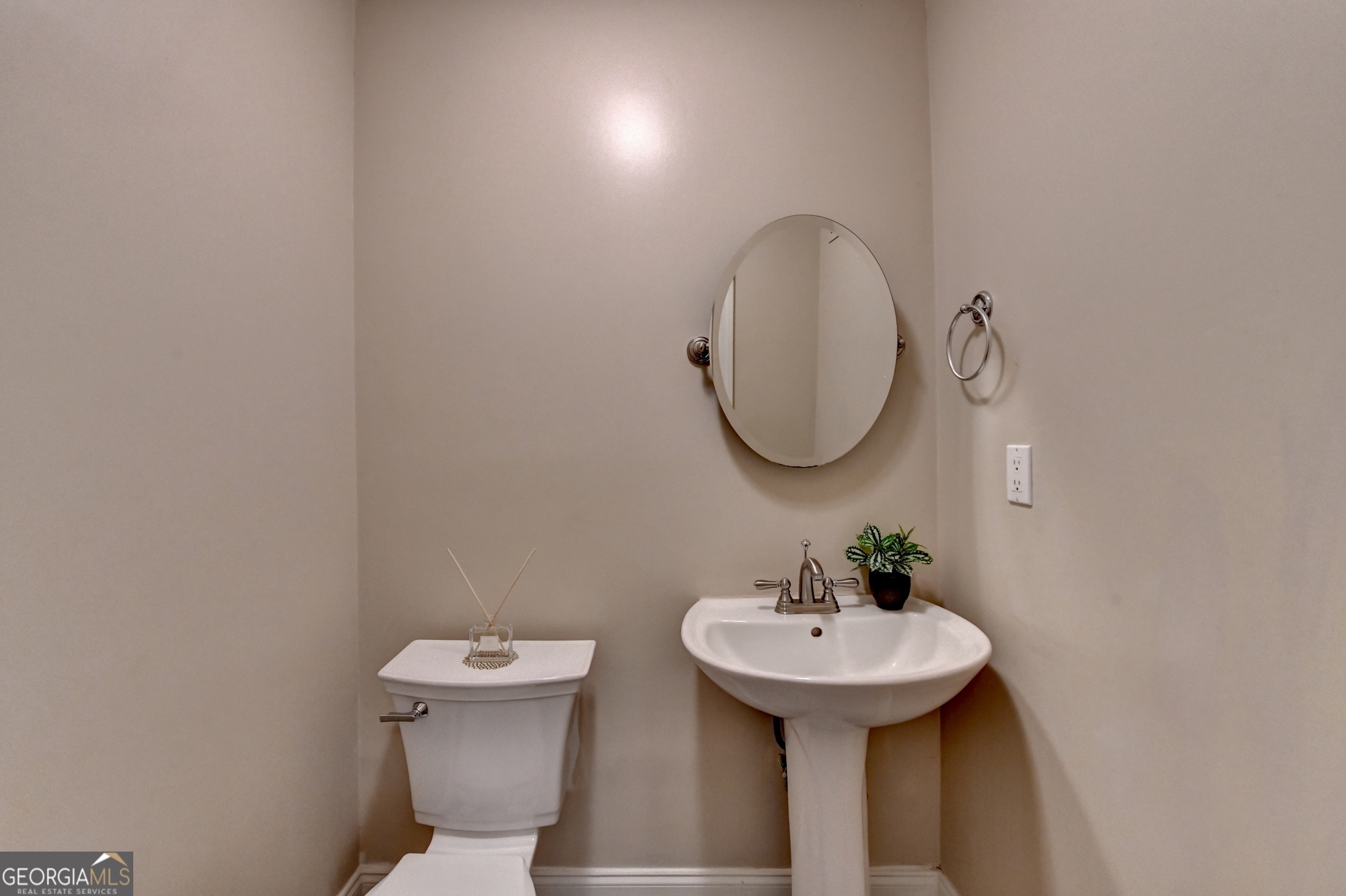 INDIAN HILLS - Residential